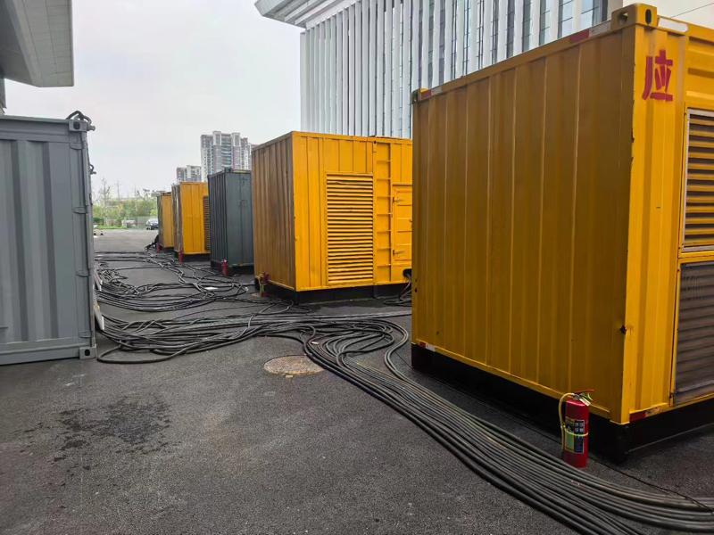 皮山不同季节柴油发电机组保养有哪些注意事项?